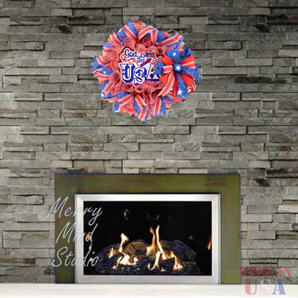 4th of July wreath, patriotic, USA, God bless the USA, 0409B