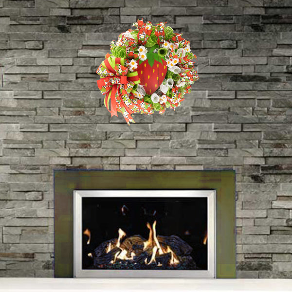 Strawberry wreath, everyday, farmhouse, red, green, W04231A