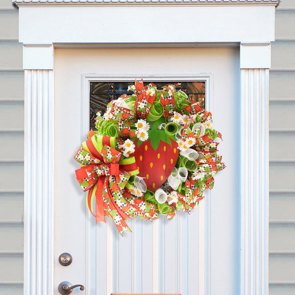 Strawberry wreath, everyday, farmhouse, red, green, W04231A