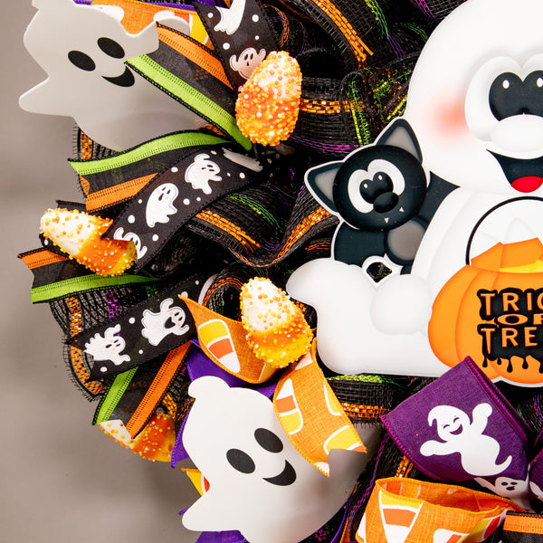 Halloween wreath, ghost wreath, lighted wreath, trick or treat, front door wreath, door, hanger. W21014A