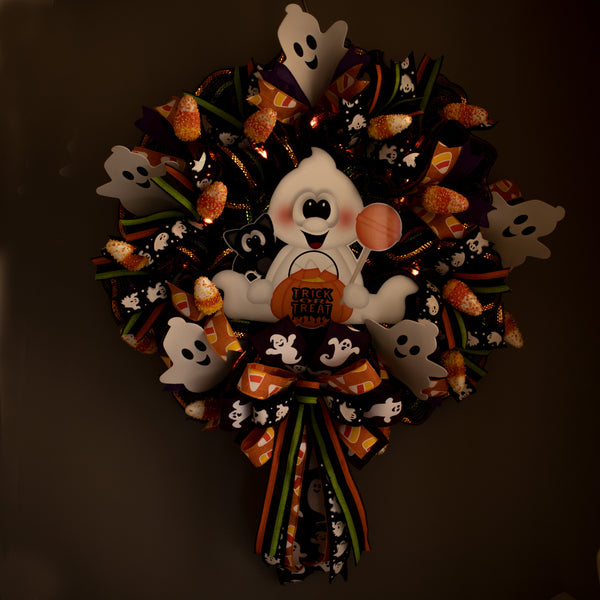 Halloween wreath, ghost wreath, lighted wreath, trick or treat, front door wreath, door, hanger. W21014A