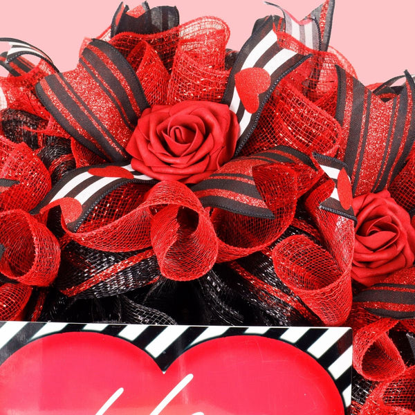 Wreath, door hanging, Mother's Day, I Love You, any love celebration, merrymindstudio, 01061