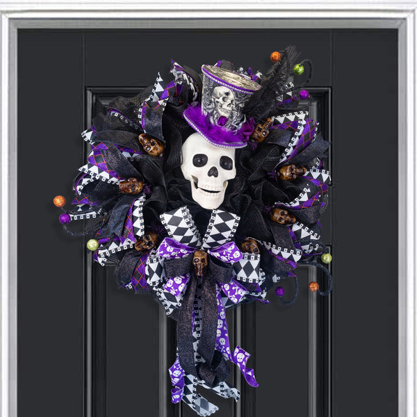 Halloween Wreath, talking skull wreath, lighted skull wreath, skull wreath, top hat, front door wreath, Autumn, fall W40924AA