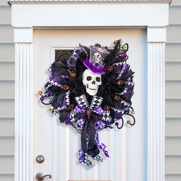 Halloween Wreath, talking skull wreath, lighted skull wreath, skull wreath, top hat, front door wreath, Autumn, fall W40924AA