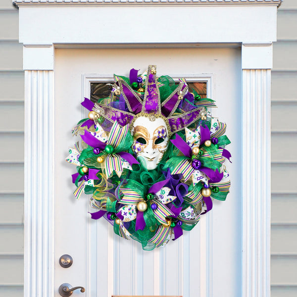 Mardi Gras Wreath, Jester mask, Celebration, New Orleans, Laissez les bon temps rouler, 28in, W50105A.