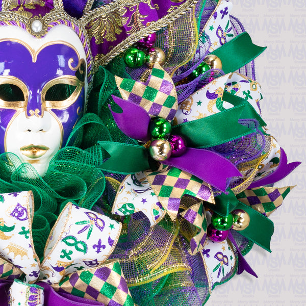 Mardi Gras Wreath, Jester mask, Lighted, Celebration, New Orleans, Laissez les bon temps rouler, 27in, W50119A.